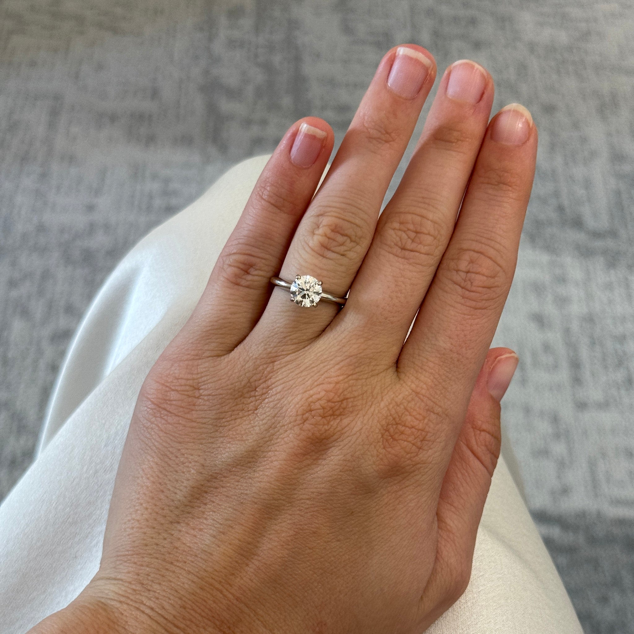 1.5ct I VS1 Round Brilliant Diamond Solitaire 14K White Gold Engagement Ring