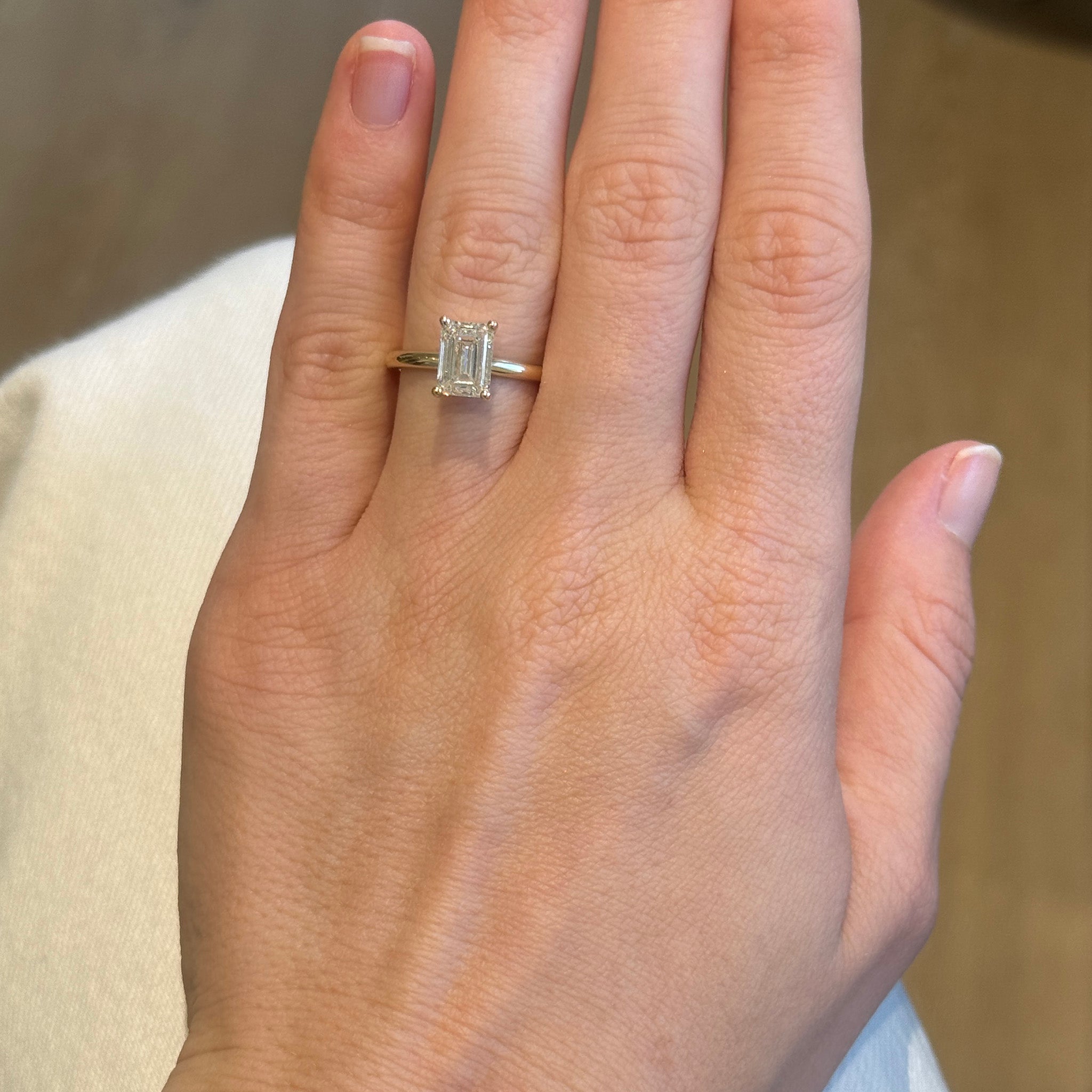 2ct I VS2 Emerald-Cut Diamond Solitaire 14K Yellow Gold Engagement Ring