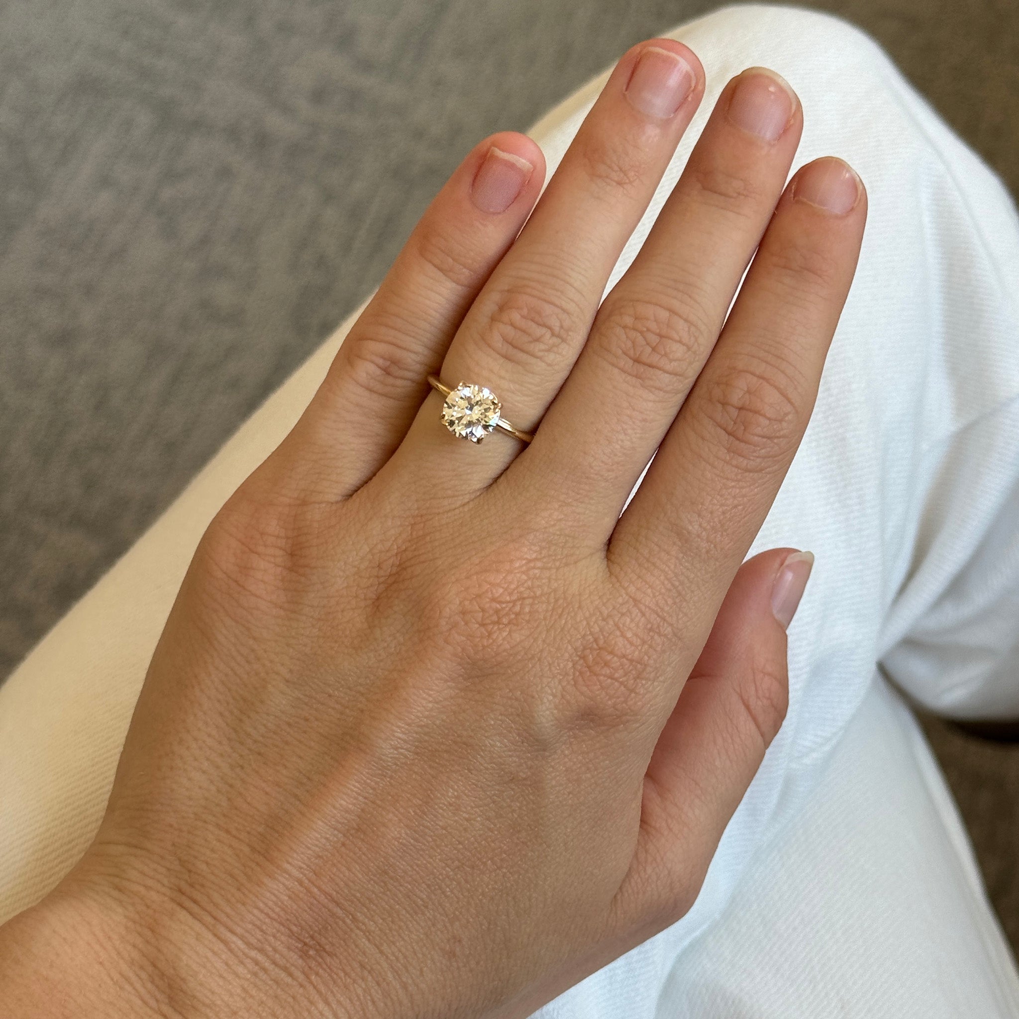 2ct Round Brilliant Diamond Solitaire 14K Yellow Gold River Ring