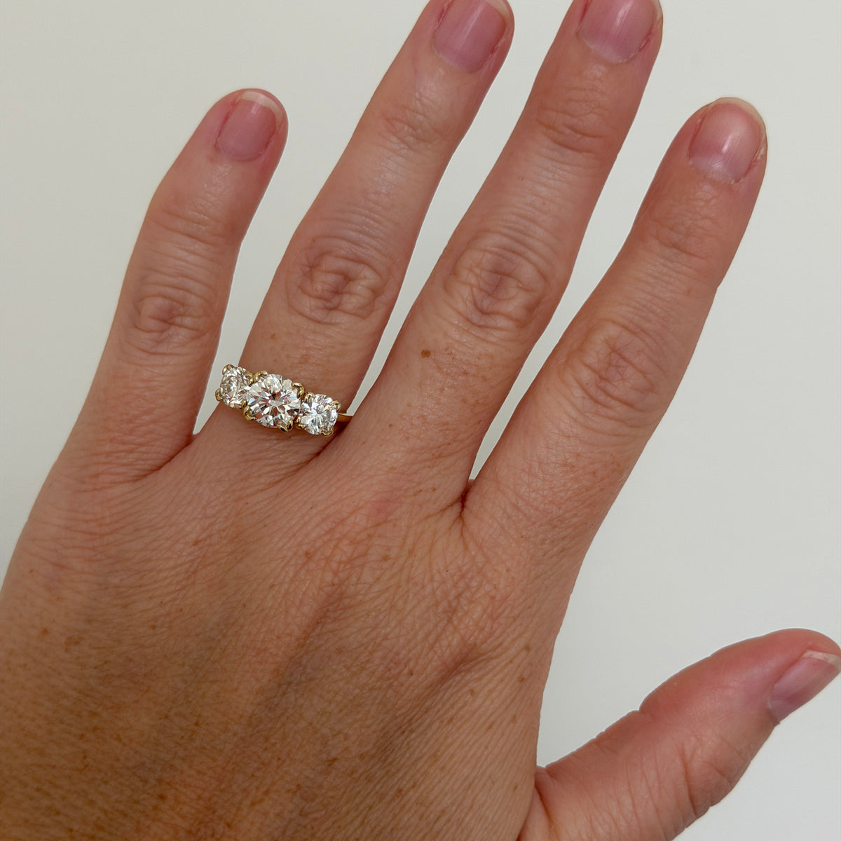 Round Diamond 14K Gold Three-Stone River Ring