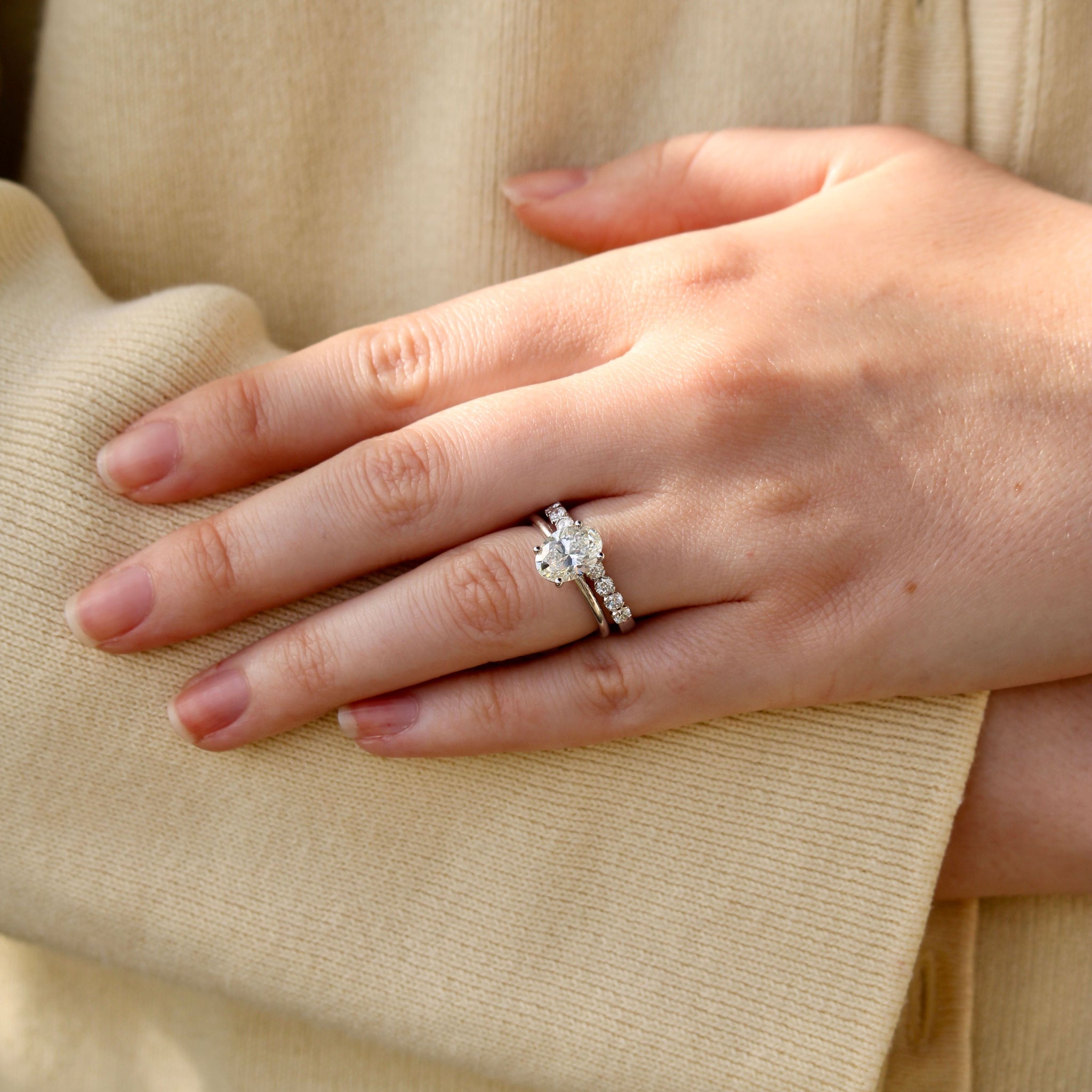 2ct I SI1 Oval Diamond Solitaire 14K White Gold Engagement Ring