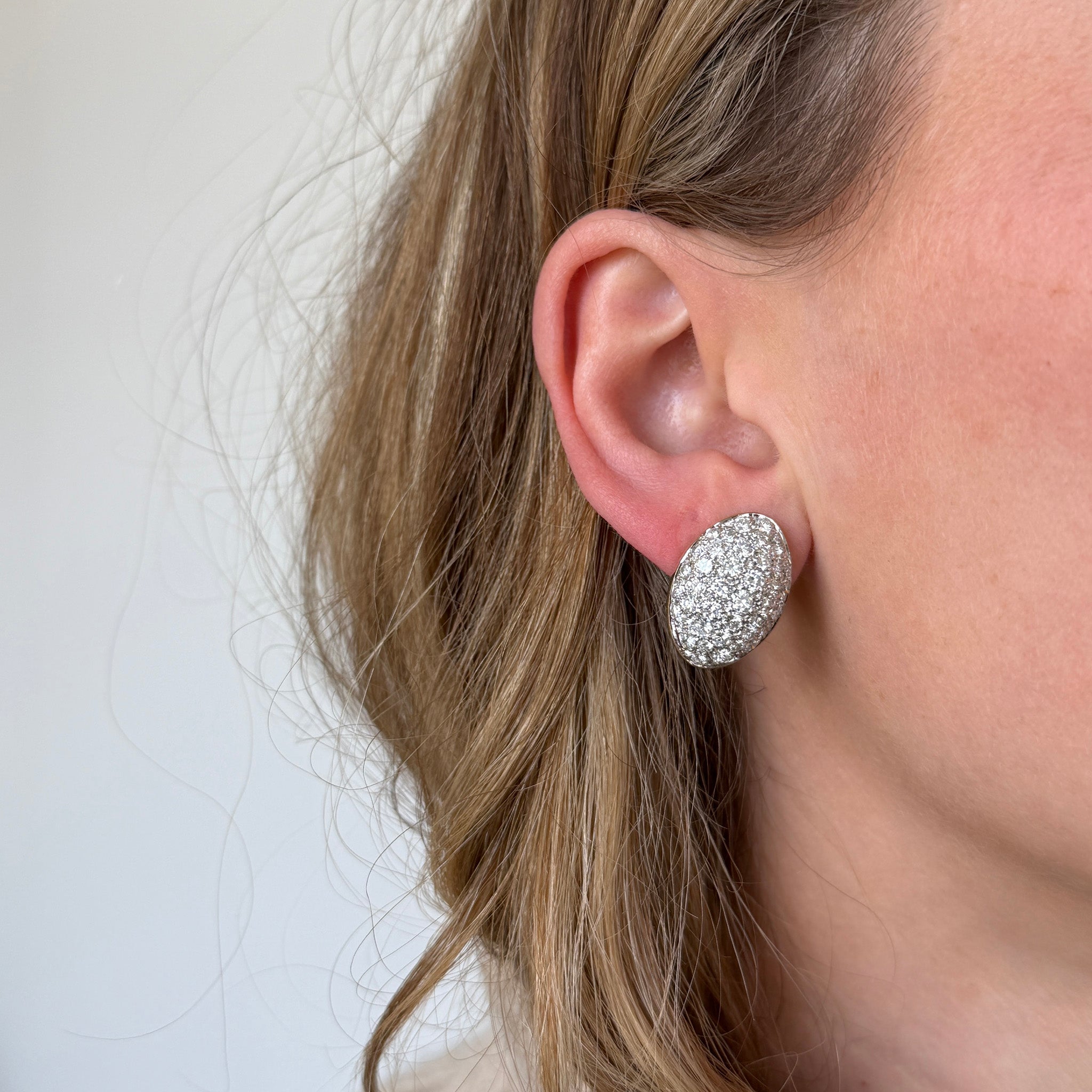 Estate 3.5ctw Diamond Cluster 18K Gold Oval Earrings