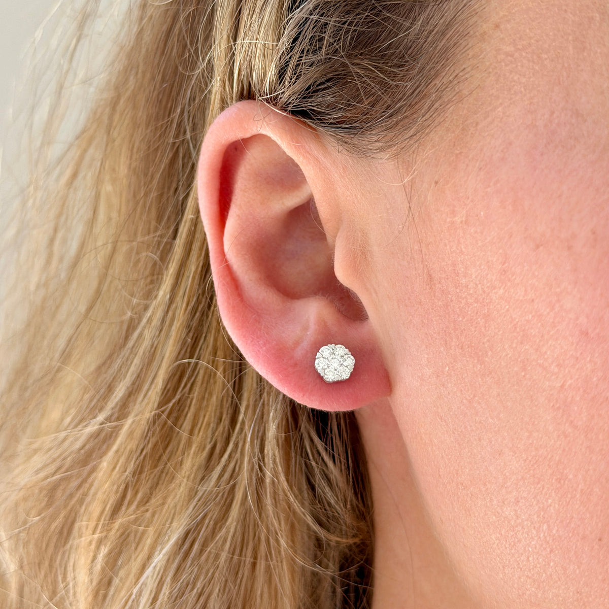 .53ctw Diamond Cluster 18K White Gold Stud Earrings
