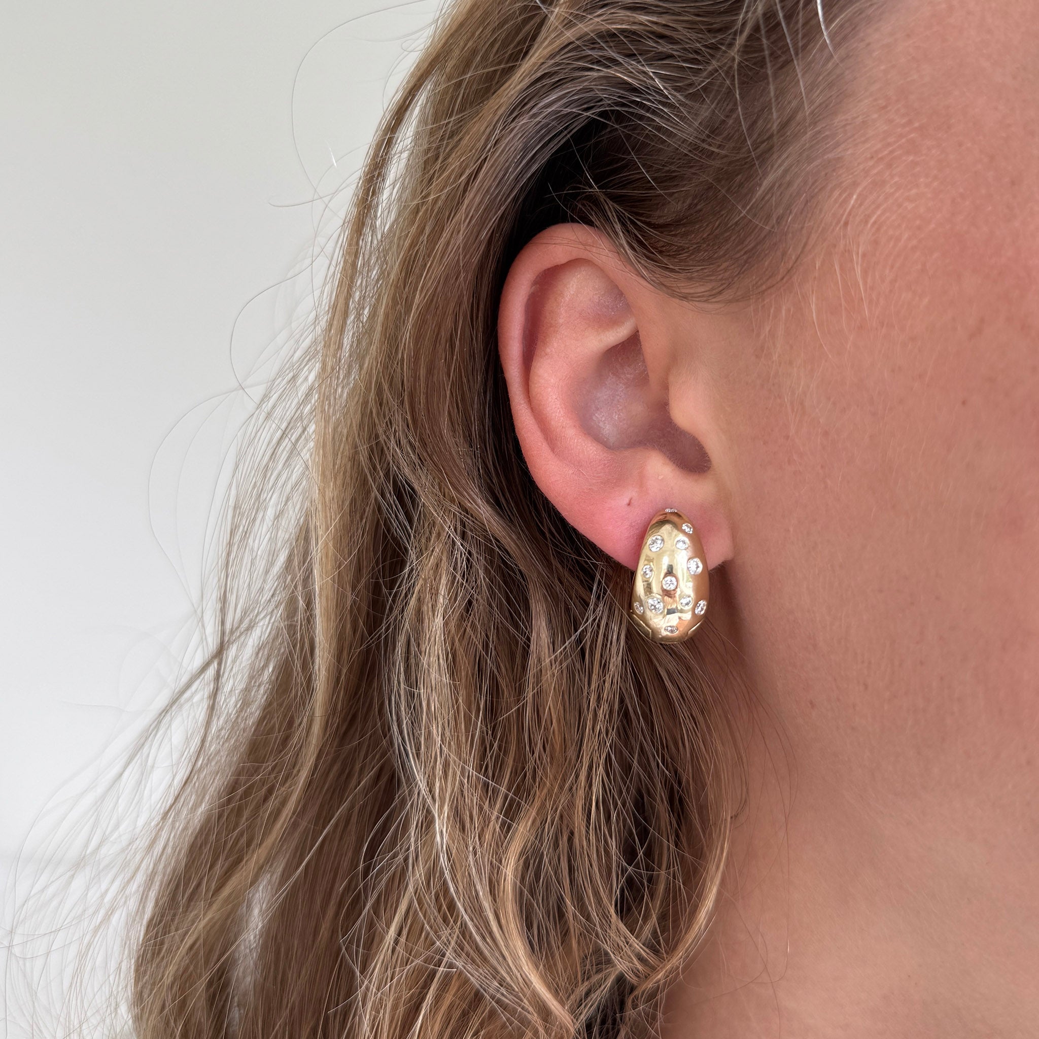 Diamond Flush-Set 14K Gold Tapered Huggie Earrings