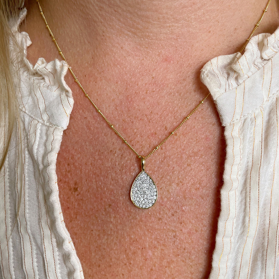 Diamond Cluster Pear Shape 18K Gold Pendant Necklace