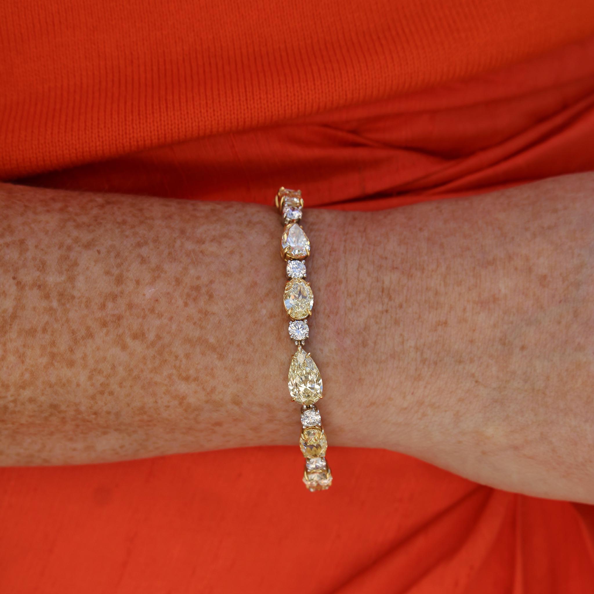 Light Yellow & Colorless Diamond 18K Gold Platinum Bracelet