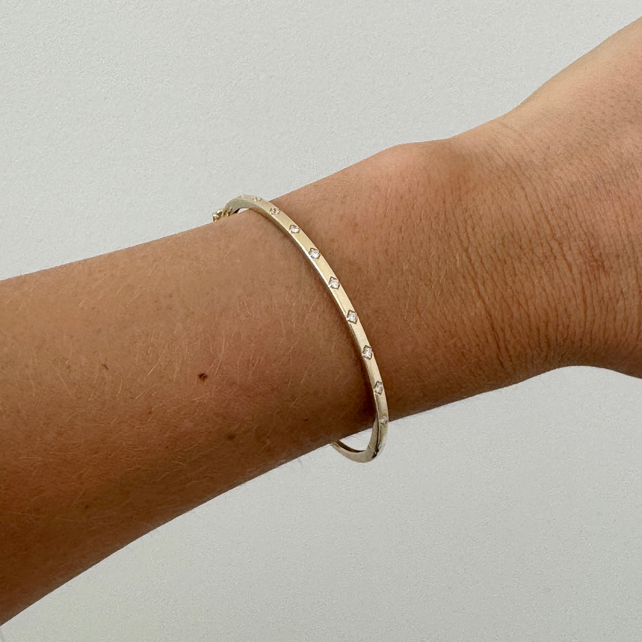 .19ctw Diamond Star 14K Yellow Gold Bangle