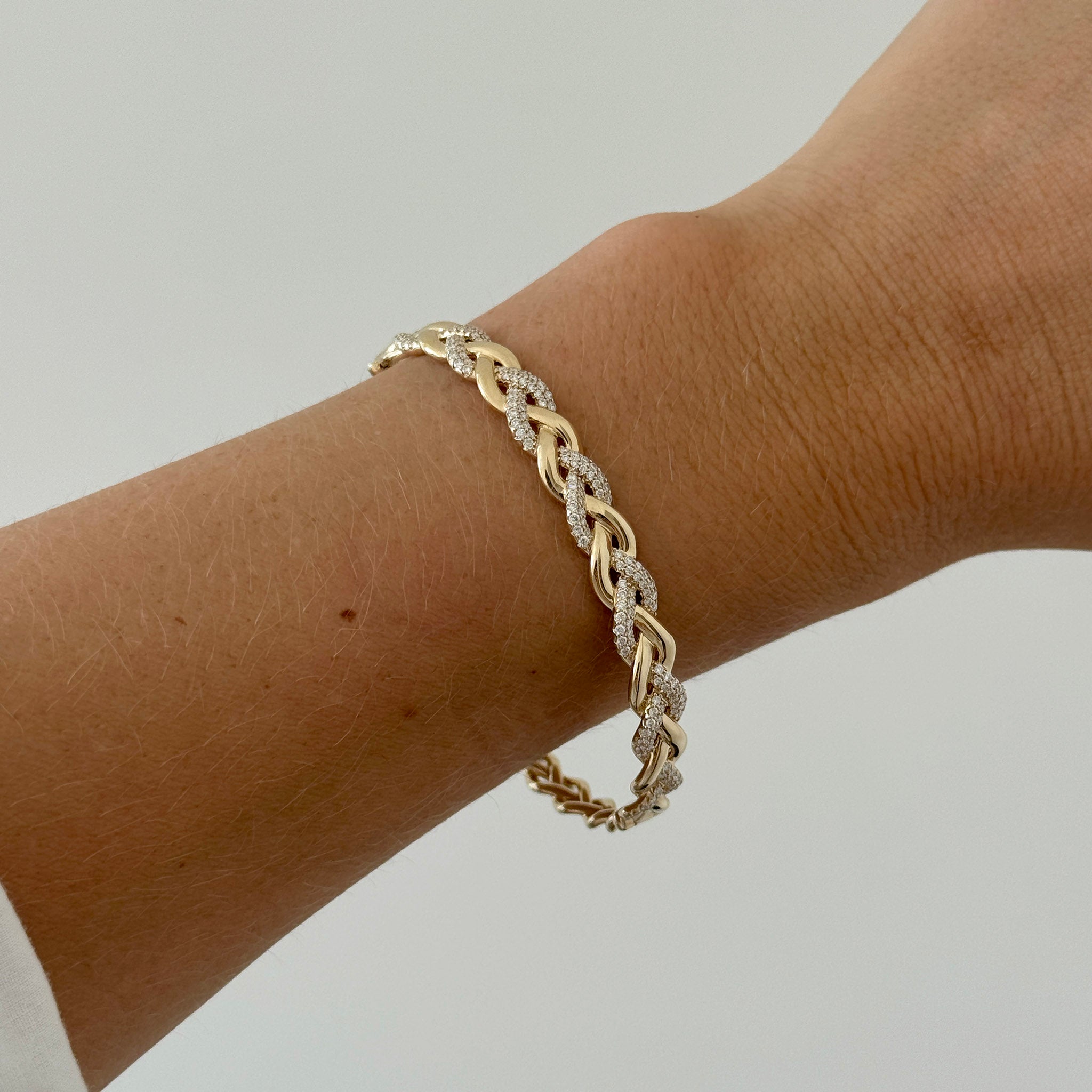 Diamond Pavé 14K Yellow Gold Braided Bangle
