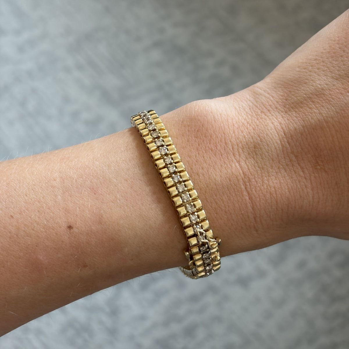 Vintage 2.20ctw Diamond 14K Yellow Gold Tennis Bracelet