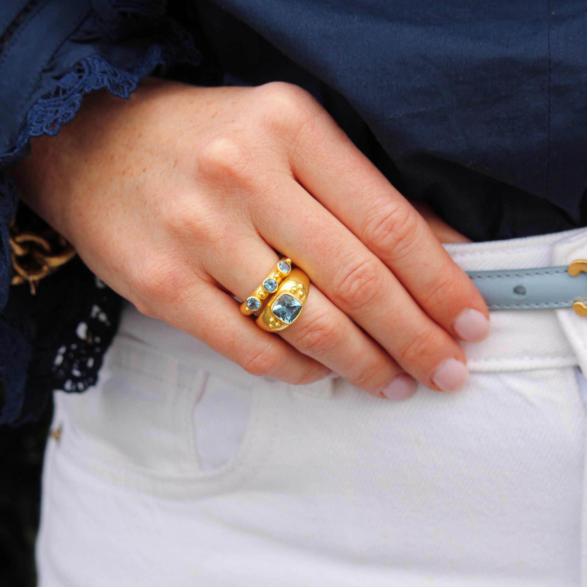 Elizabeth Locke Round Aquamarine Gold Dot Stack Ring, Elizabeth Locke Aquamarine Bombe Ring