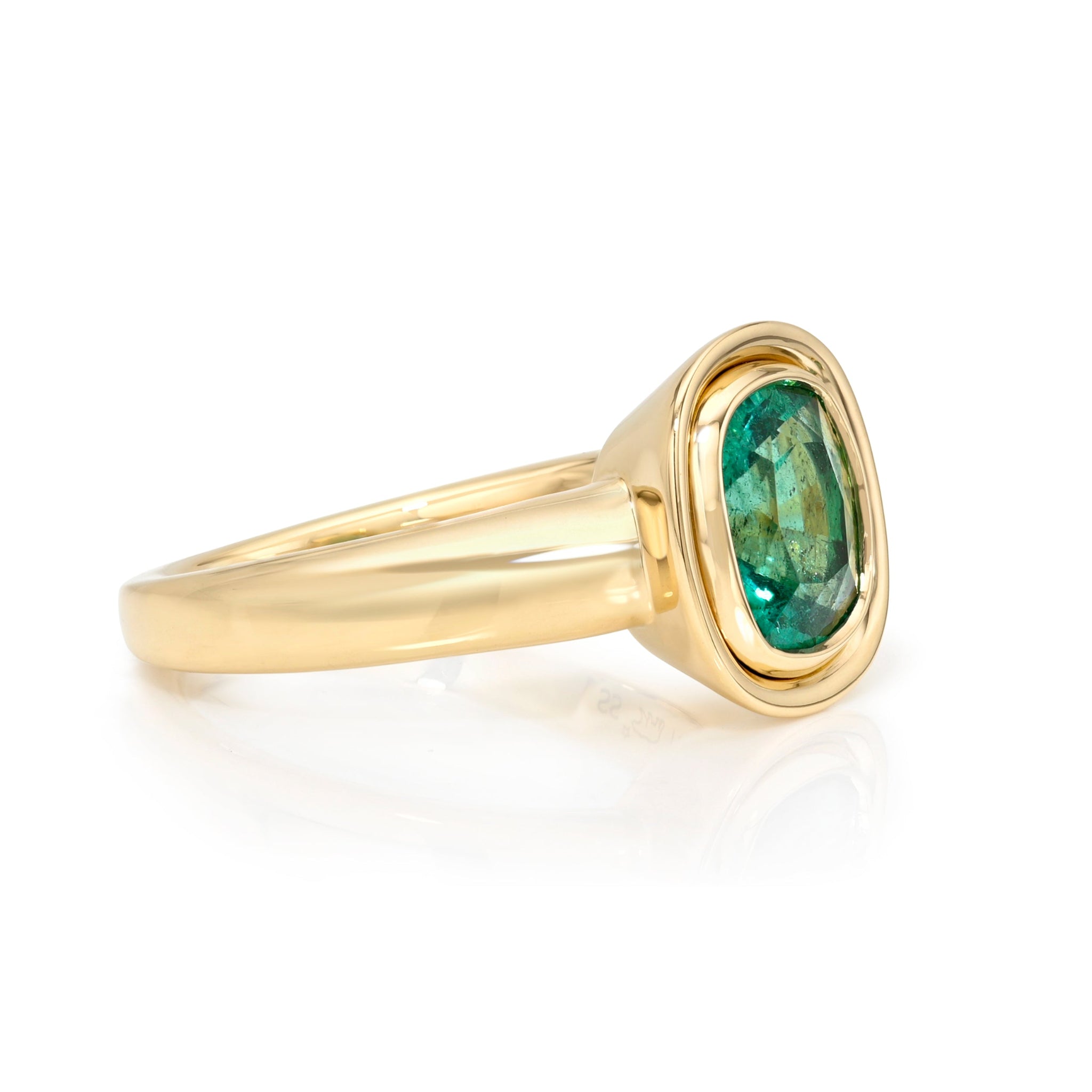 Single Stone Emerald Aria Ring