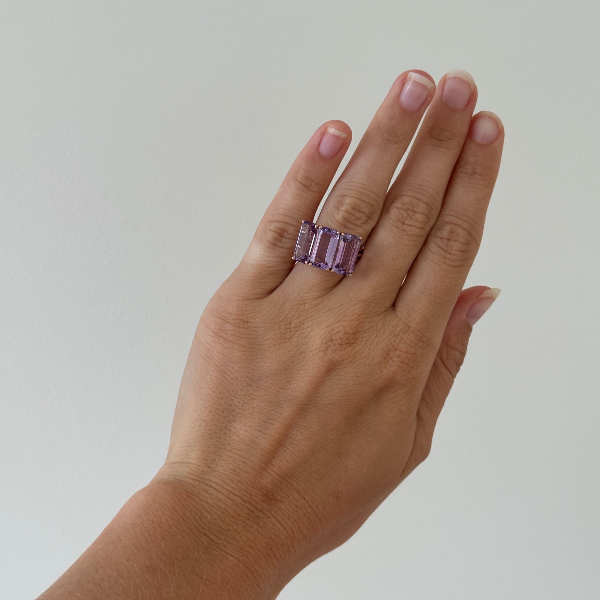 Goshwara Three-Stone Amethyst 18K Rose Gold Ring
