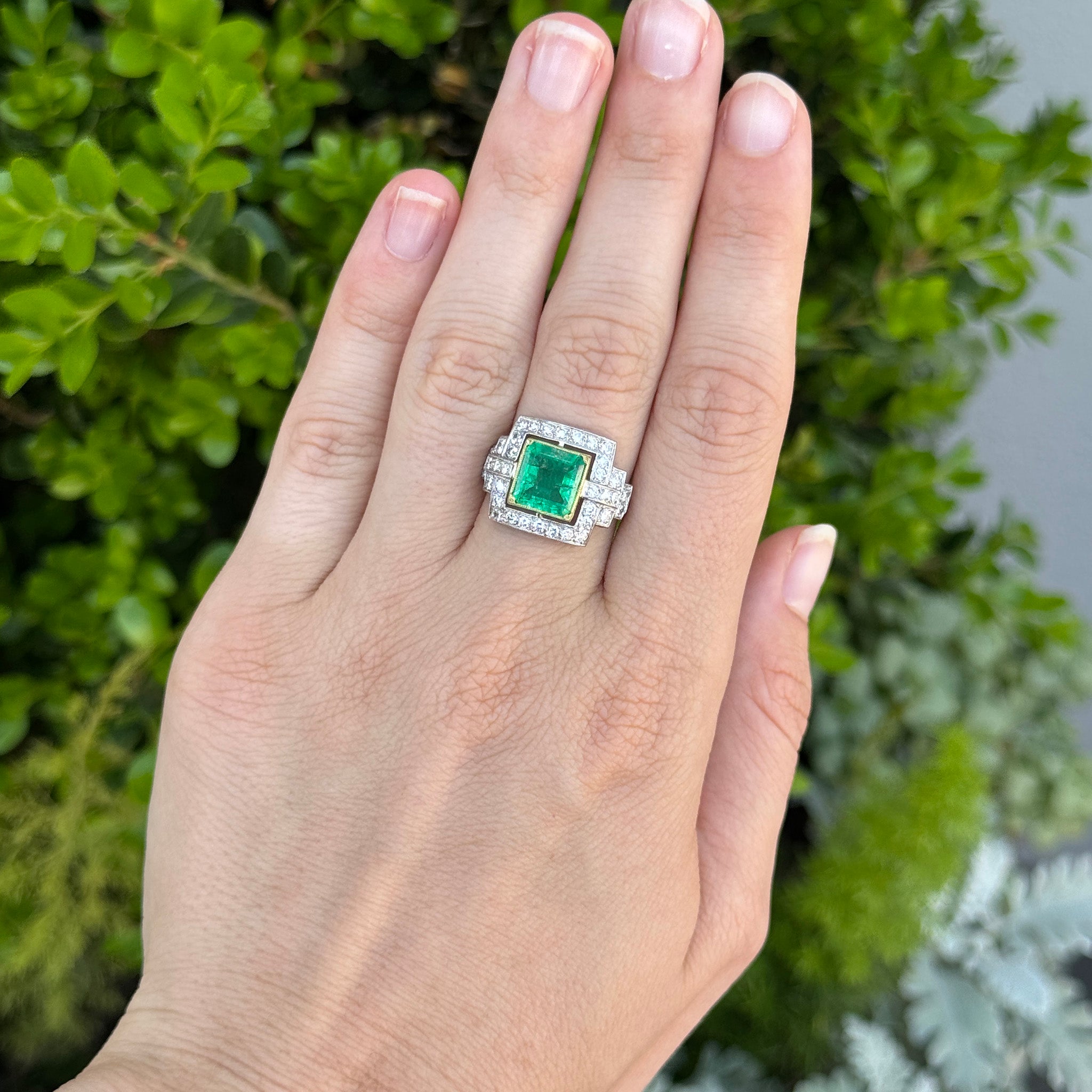 Art Deco Style 2ct Emerald Gold Bezel & Diamond Platinum Ring