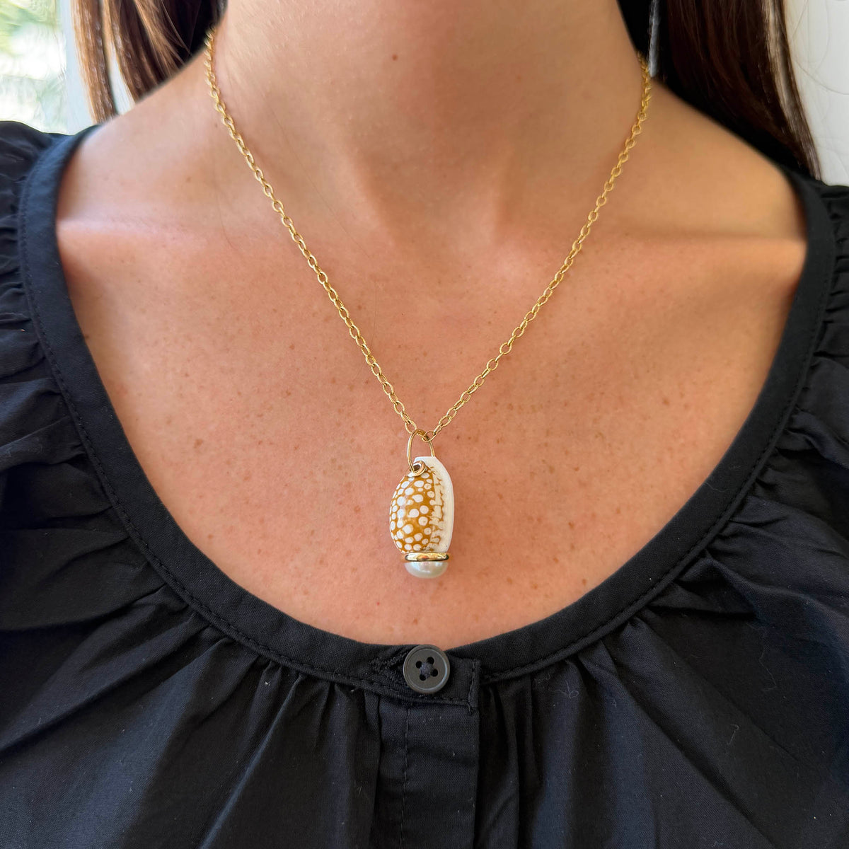 Mazza Mabe Pearl & Cowrie Shell 14K Gold Pendant