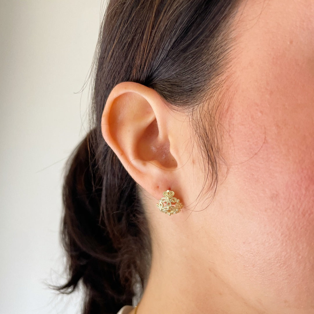 14K Yellow Gold Daisy Cluster Huggie Earrings