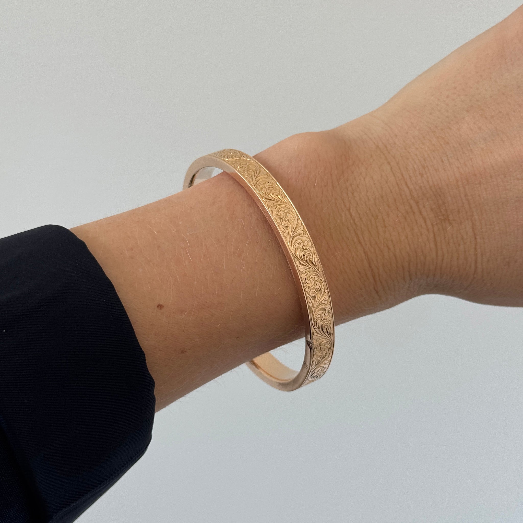 Edwardian Scroll Engraved 14K Gold Slip-On Bangle