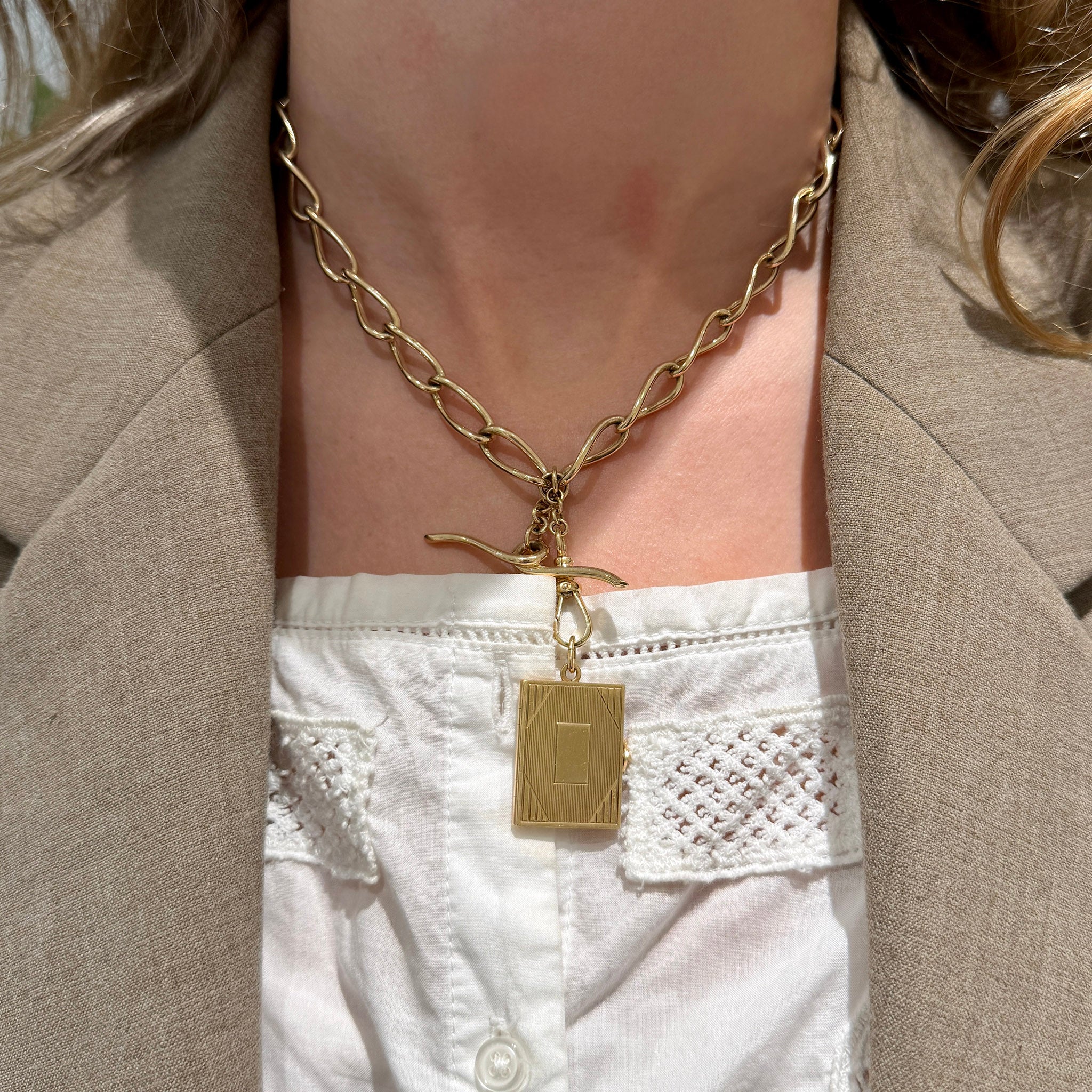 14K Yellow Gold Oval Twist Chain Necklace 16.5"