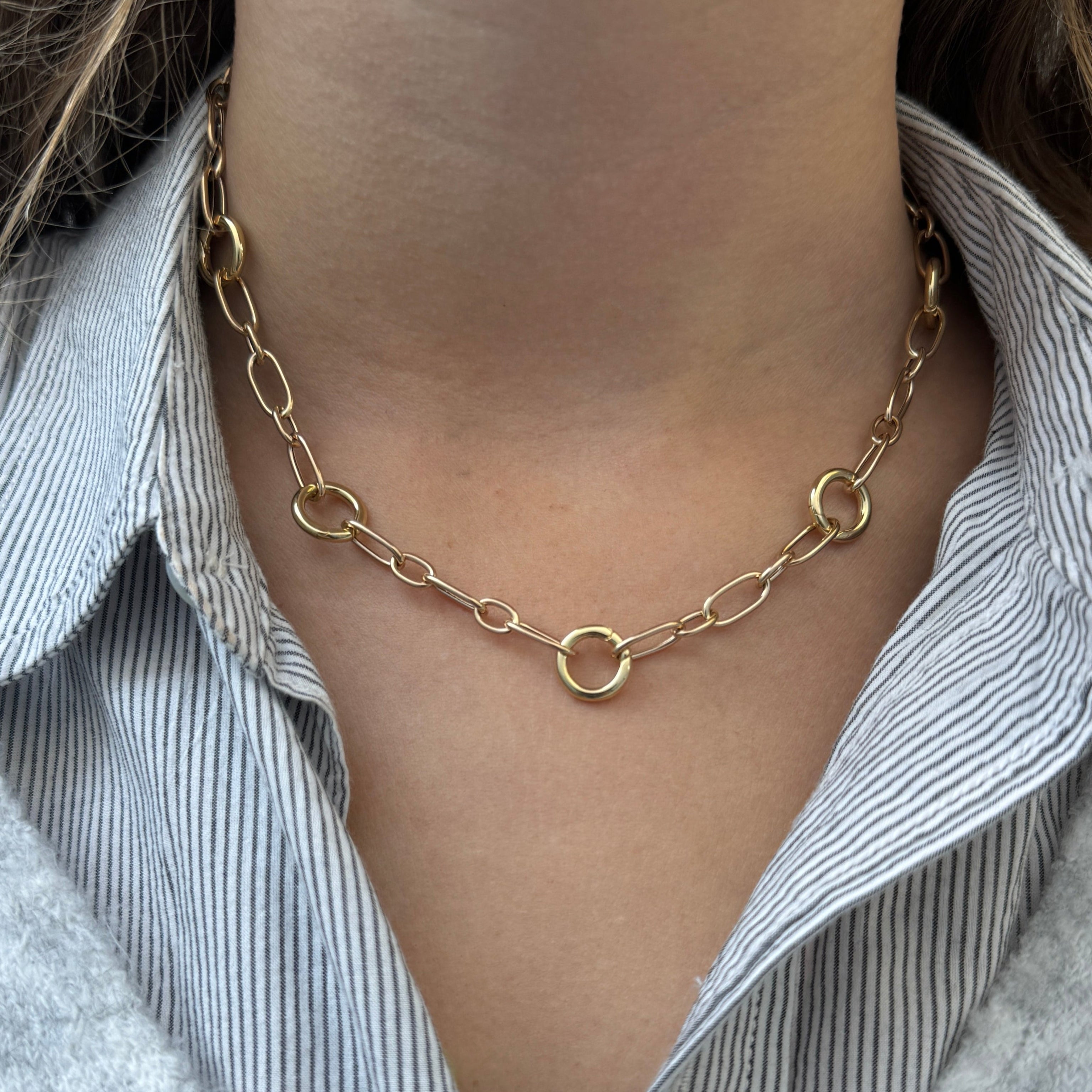 Five-Station Charm Holder Mixed Oval Link Necklace