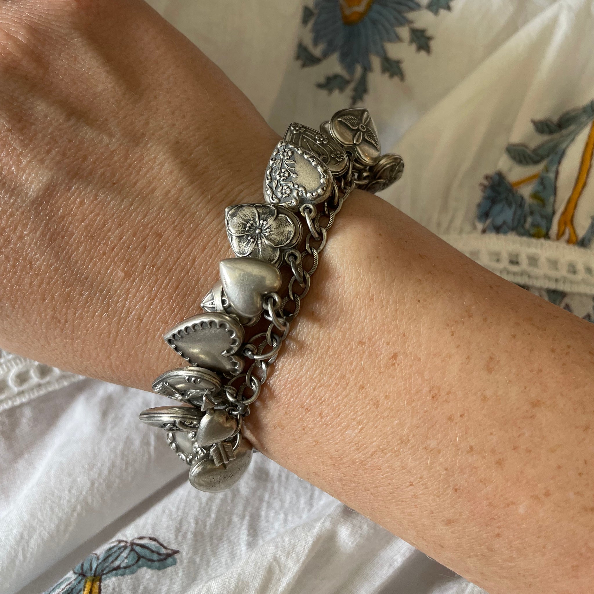 Victorian Sterling Silver Heart Charm Padlock Clasp Bracelet