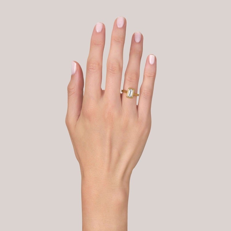 Single Stone Bea Ring