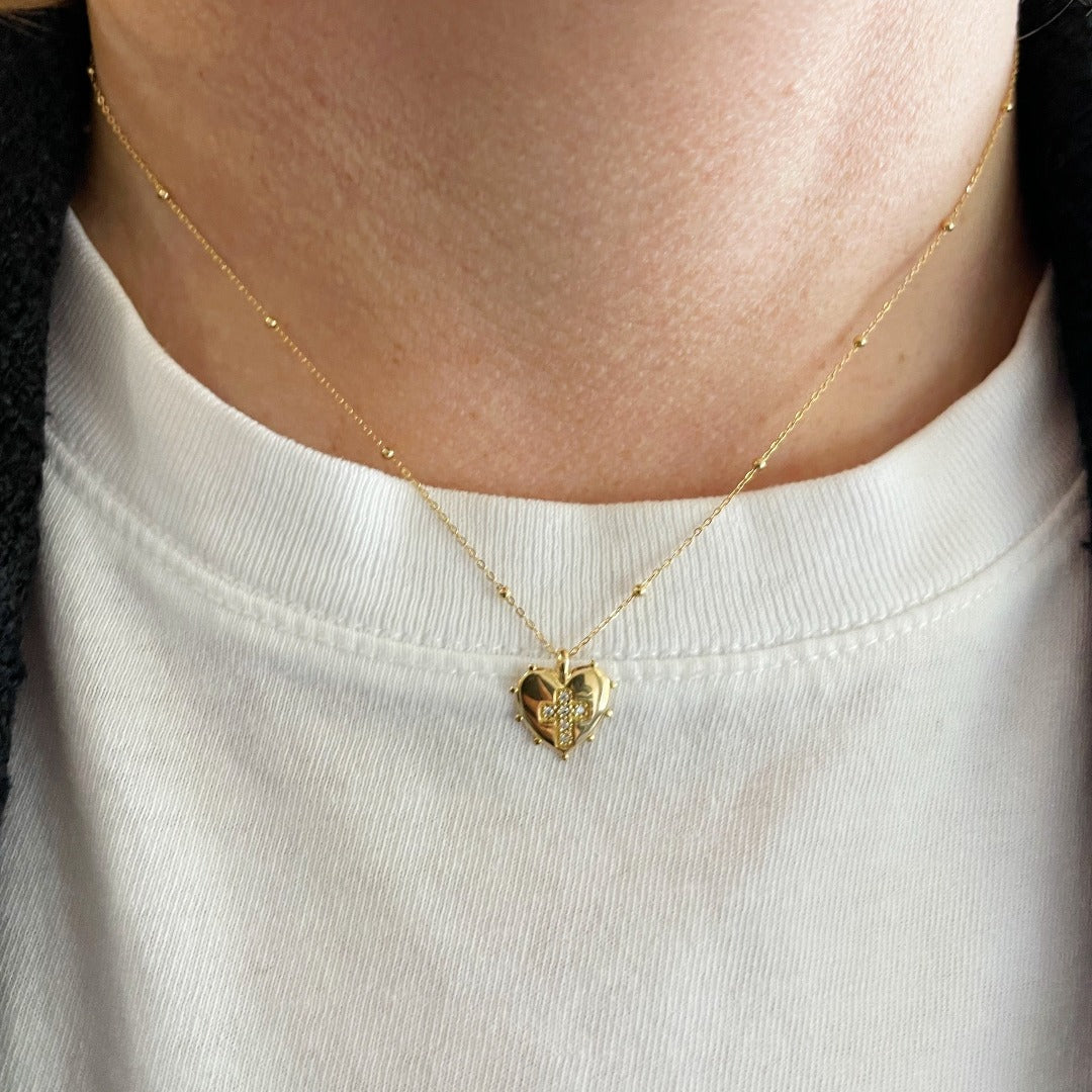 Diamond Cross Heart 18K Gold Pendant Satellite Necklace