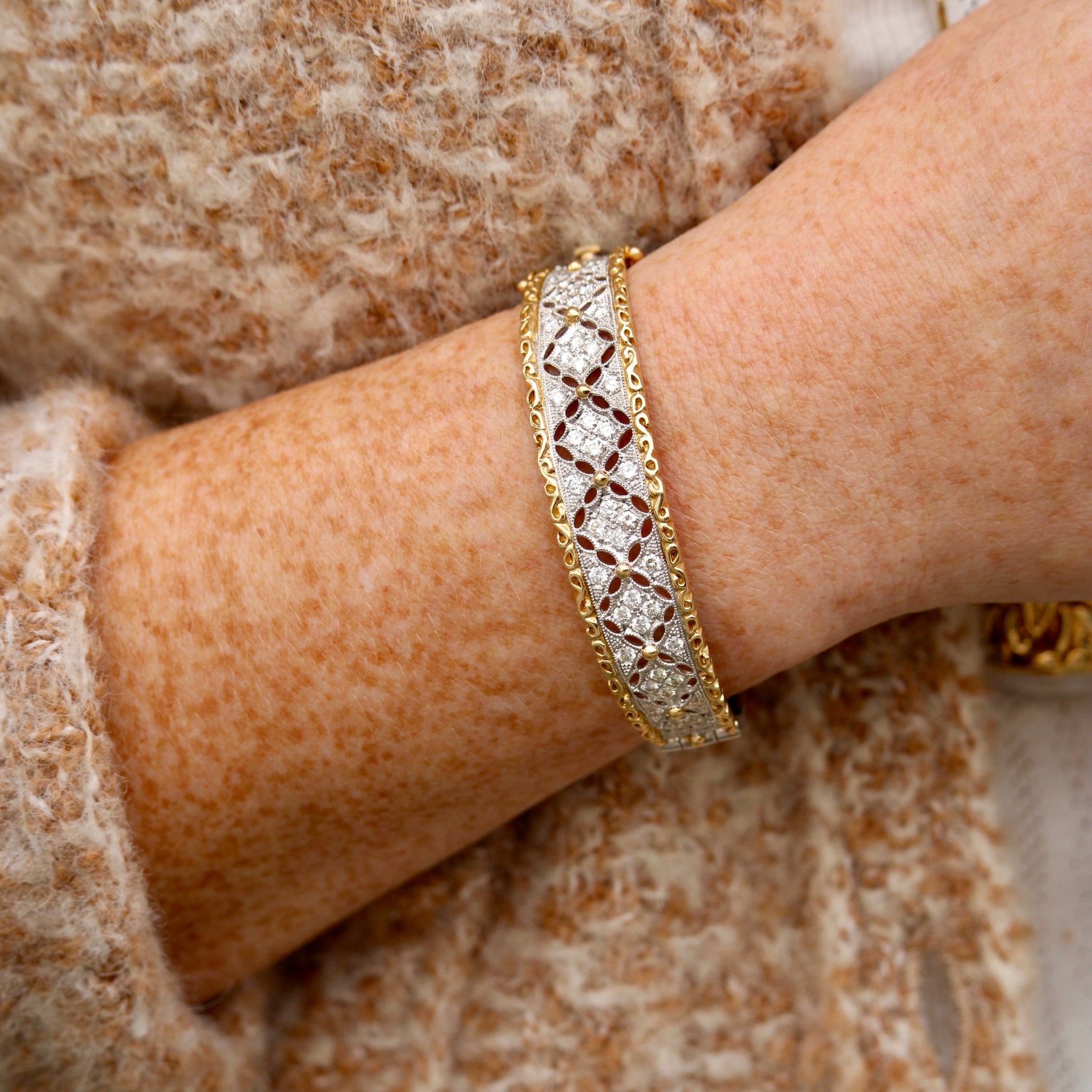 2.21ctw Diamond Filigree Two Tone 14K Gold Bangle