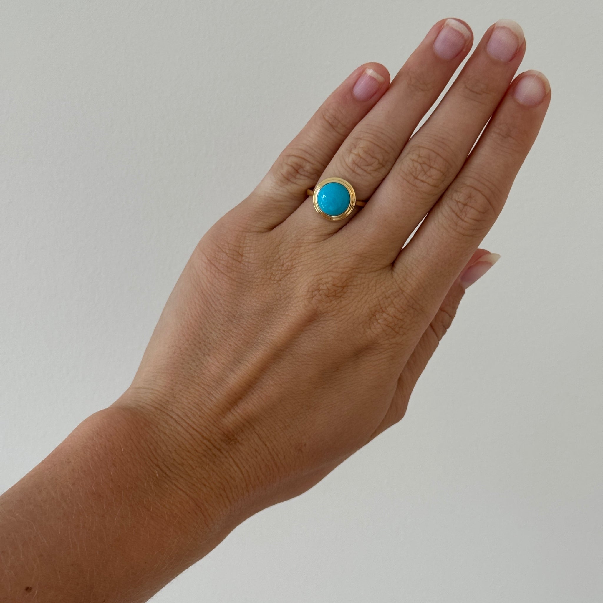 Goshwara Turquoise 18K Gold Ring