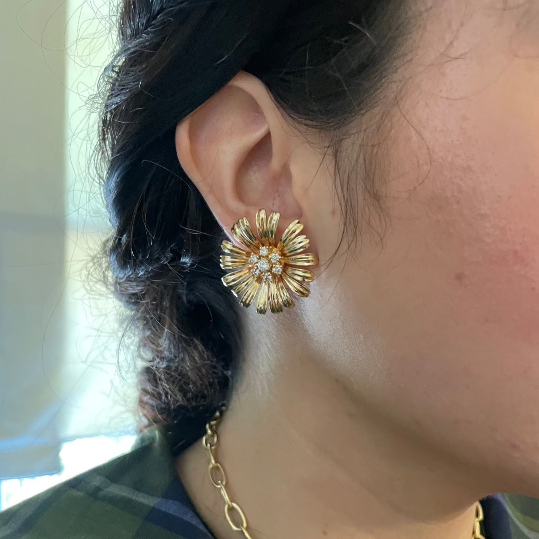 Estate Diamond 14K Yellow Gold Daisy Flower Earrings