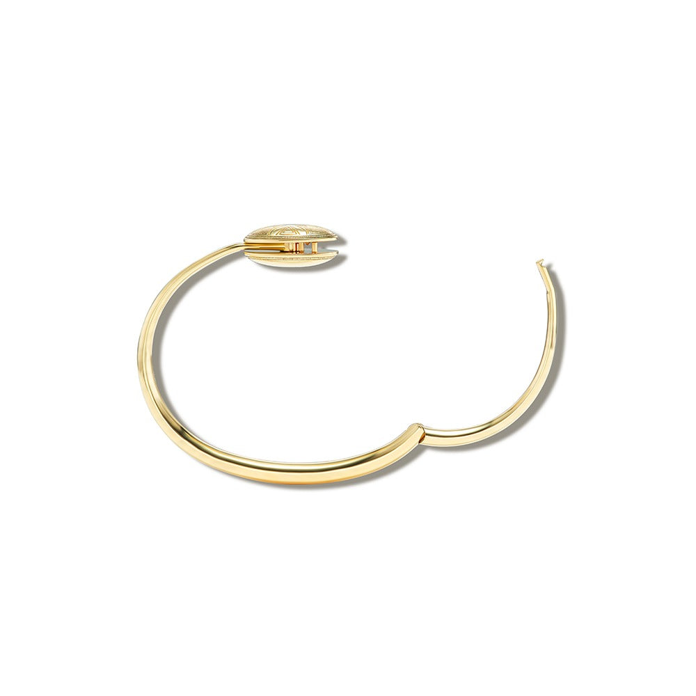 Marla Aaron 18K Yellow Gold Oval Musgrave Bracelet