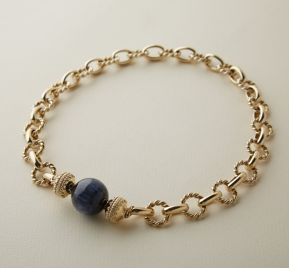 Clara Williams Schiller Necklace