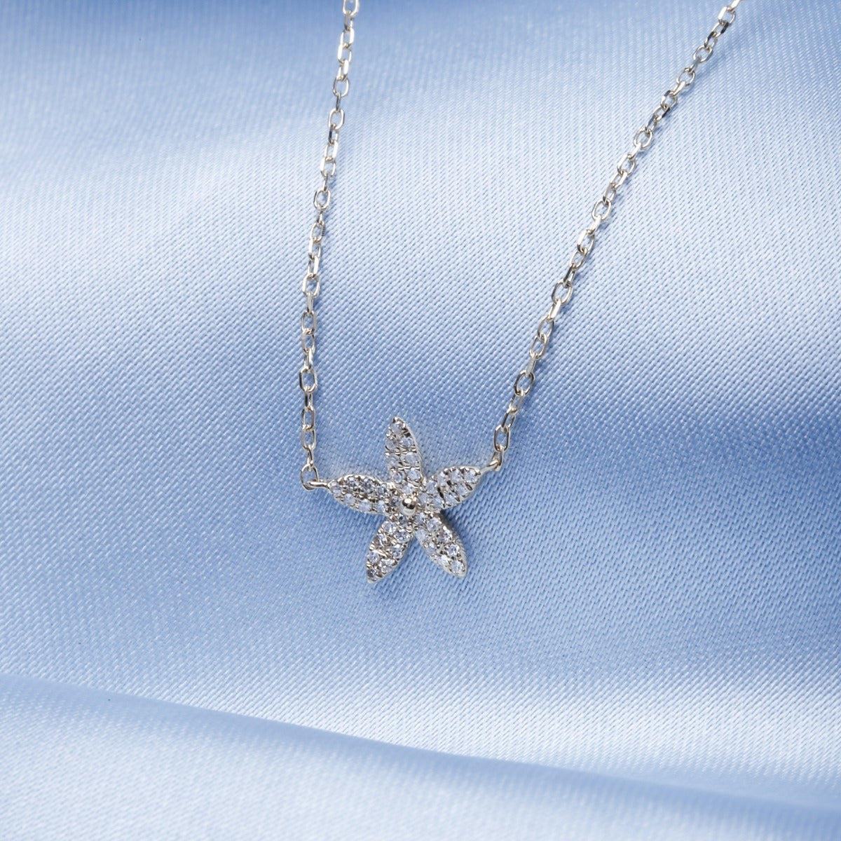 Diamond Flower 14K White Gold Necklace
