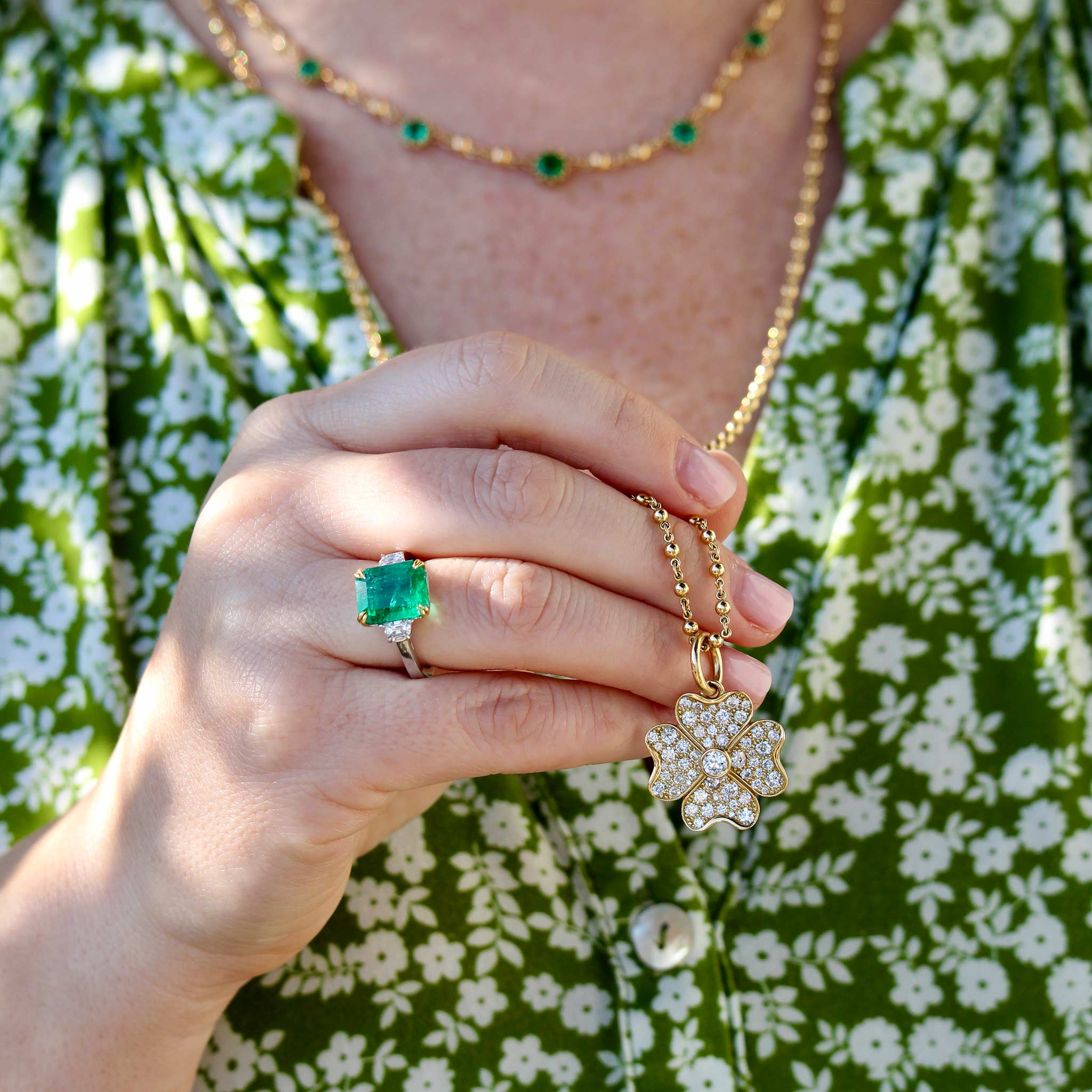 Single Stone Cobblestone Fortuna Pendant, Mini Rosary Chain Necklace