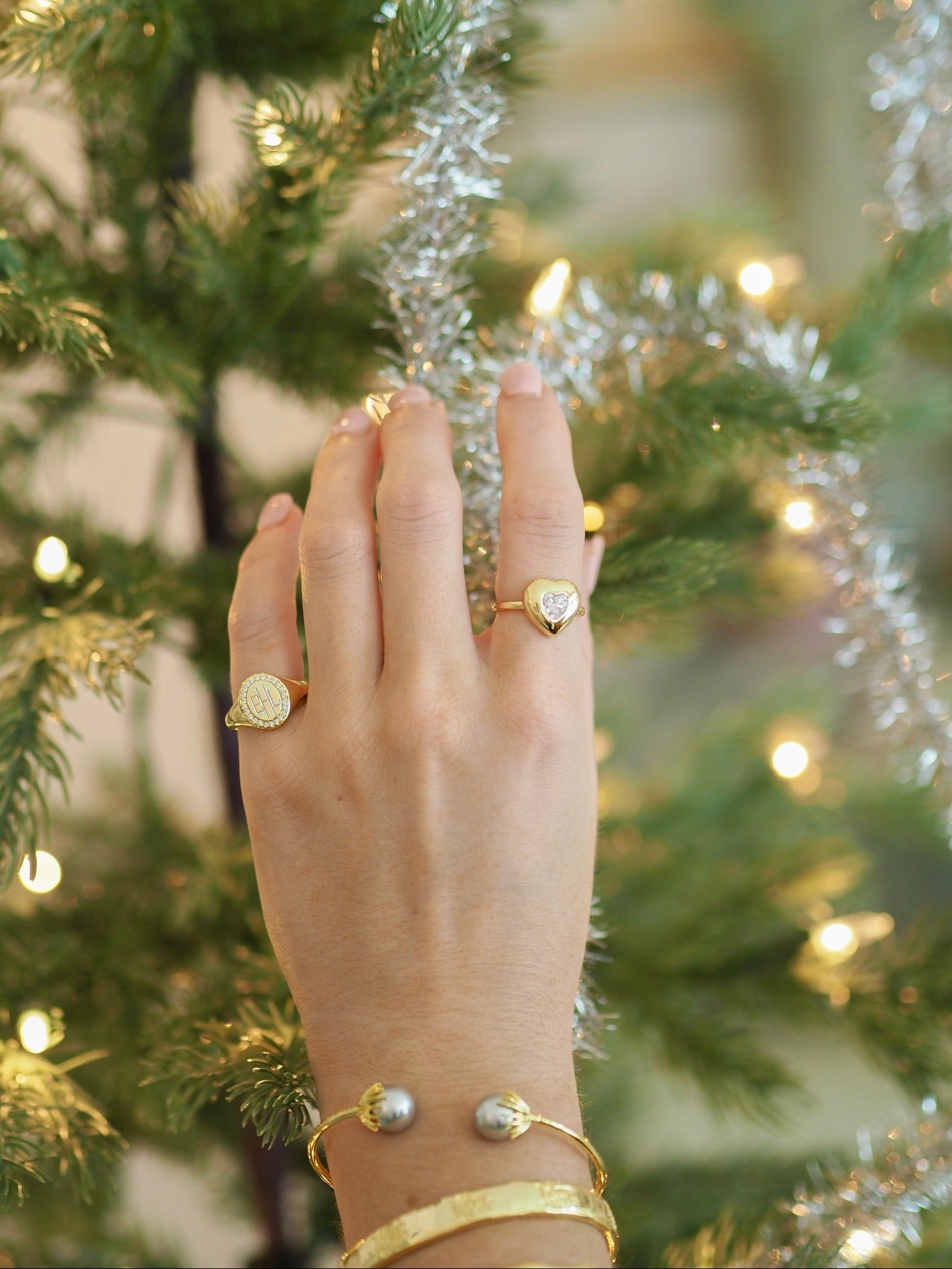 Goldbug Collection Pavé Crest Signet Ring