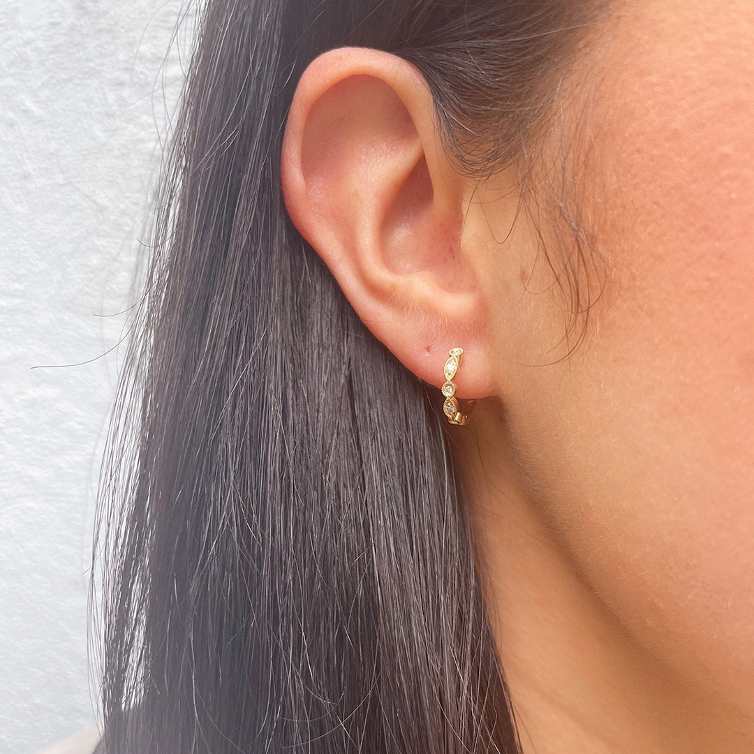 Diamond Milgrain 14K Yellow Gold Huggie Hoop Earrings