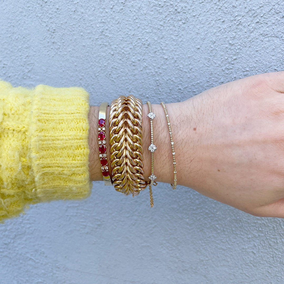 Diamond Station 14K Yellow Gold Ribbed Flexible Bangle