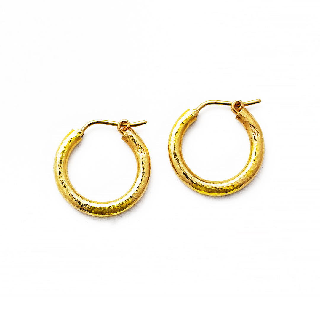 Elizabeth Locke Small Hammered Hoop Earrings
