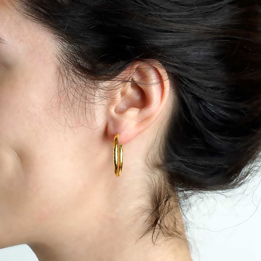 Elizabeth Locke Giant Hammered Hoop Earrings