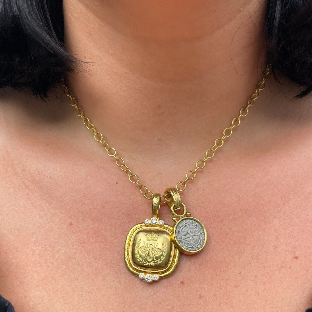 Elizabeth Locke Gold âQueen Beeâ Diamond Pendant