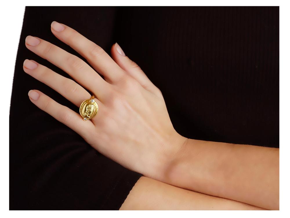 Elizabeth Locke 'Grazing Horse' Diamond Ring