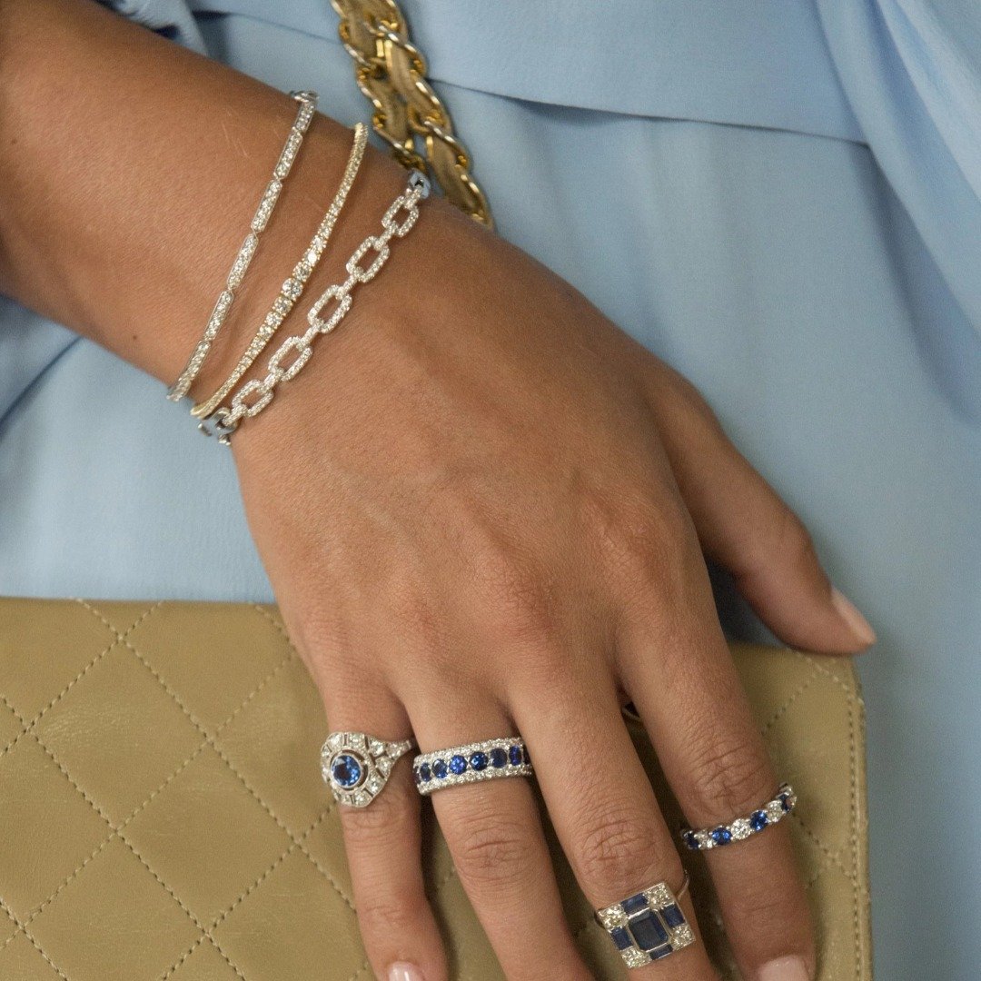 Graduated Diamond 14K White Gold Flex Bangle