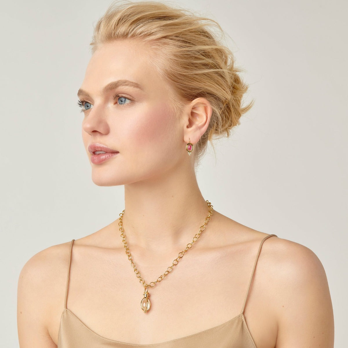 Temple St. Clair Extra Small Classic Rock Crystal Amulet