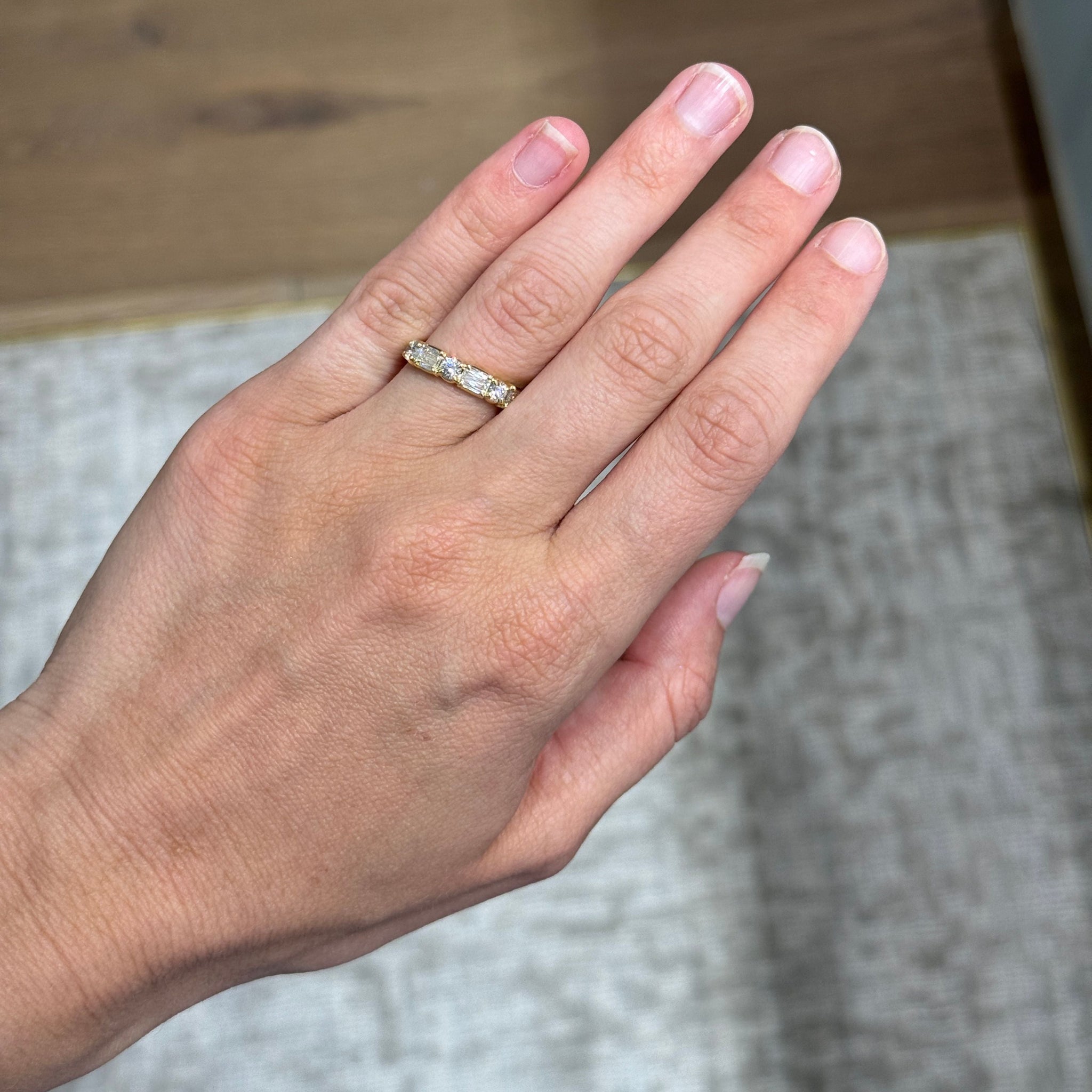 1.13ctw L’Amour Crisscut & Round Diamond 7-Stone 18K Gold Band