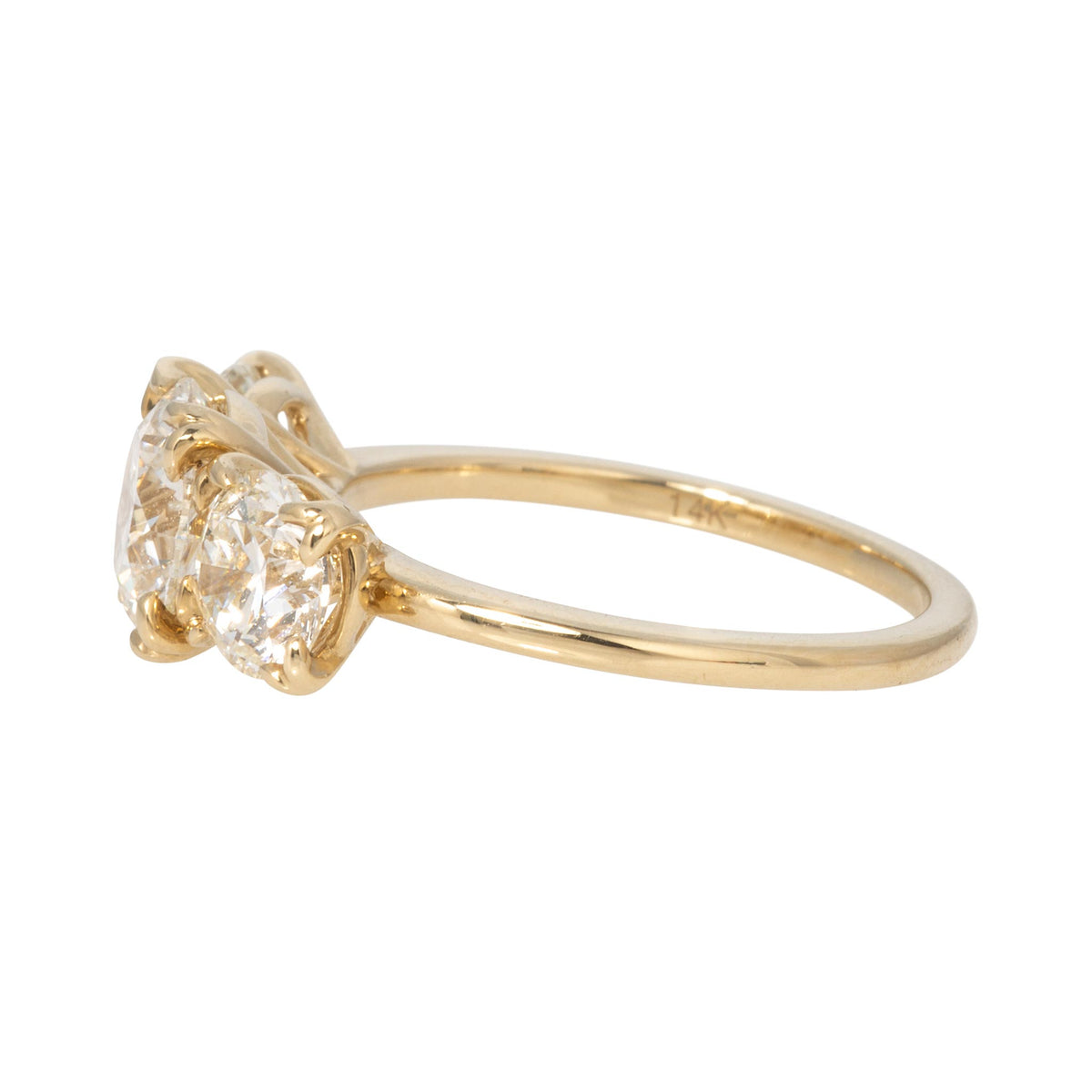 Round Diamond 14K Gold Three-Stone River Ring