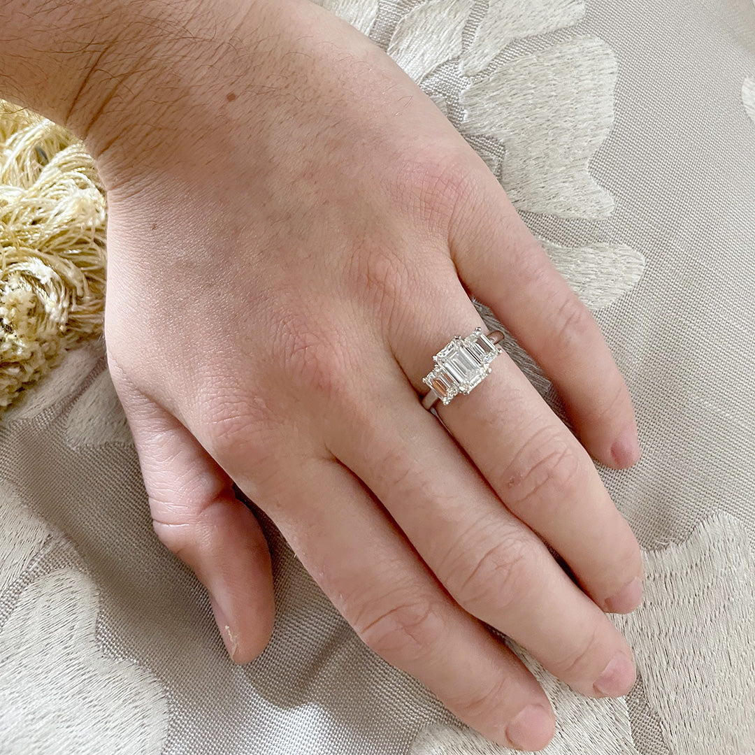 Emerald Cut Engagement Ring, 2 Ct. H VVS2 GIA – Kingofjewelry.com