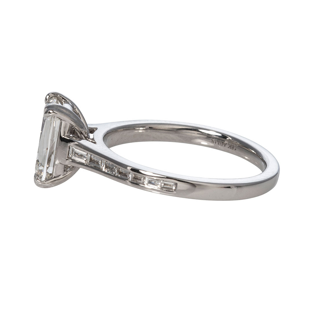 Henri Daussi 1.5ct Cushion Diamond 18K Gold Engagement Ring