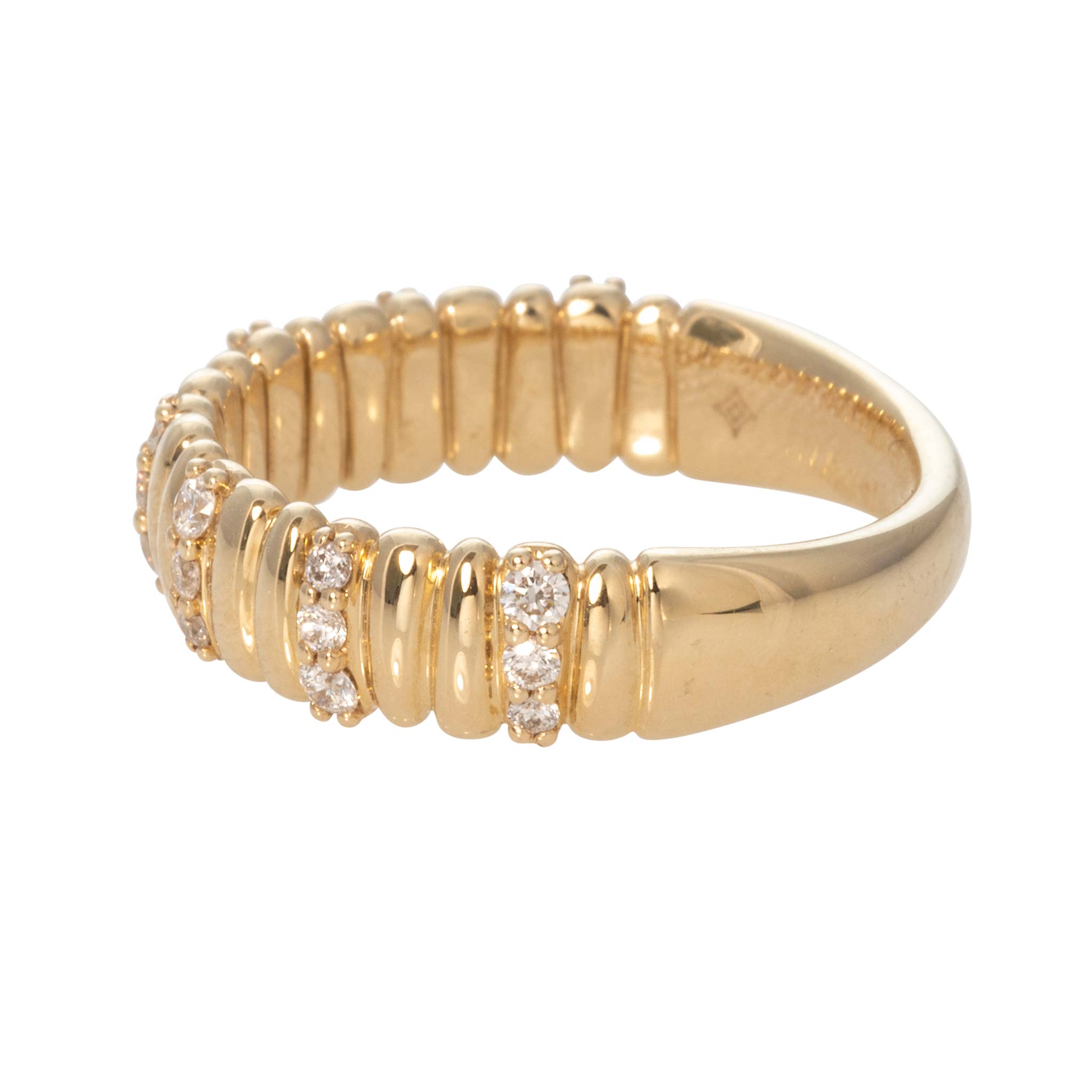 Graduated Diamond 14K Yellow Gold Ribbed Band