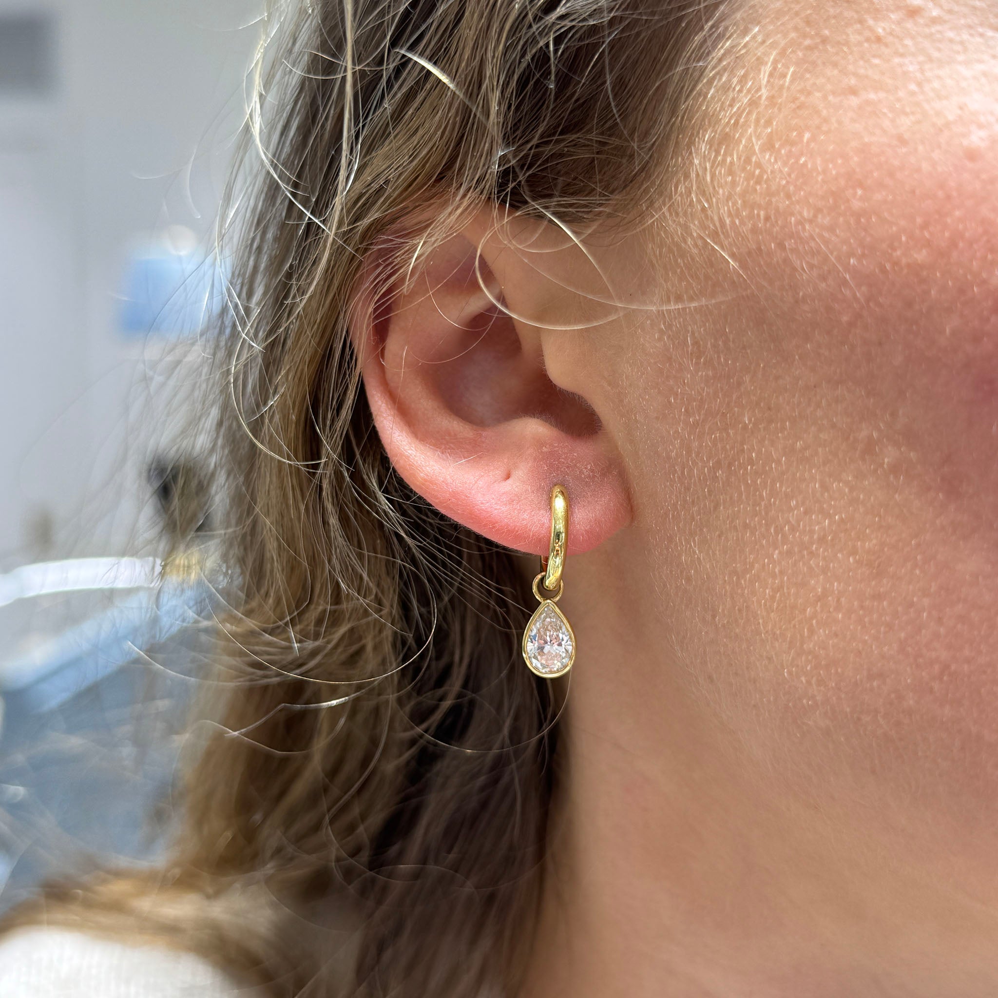 2ctw Pear Diamond Drop 18K Yellow Gold Huggie Earrings