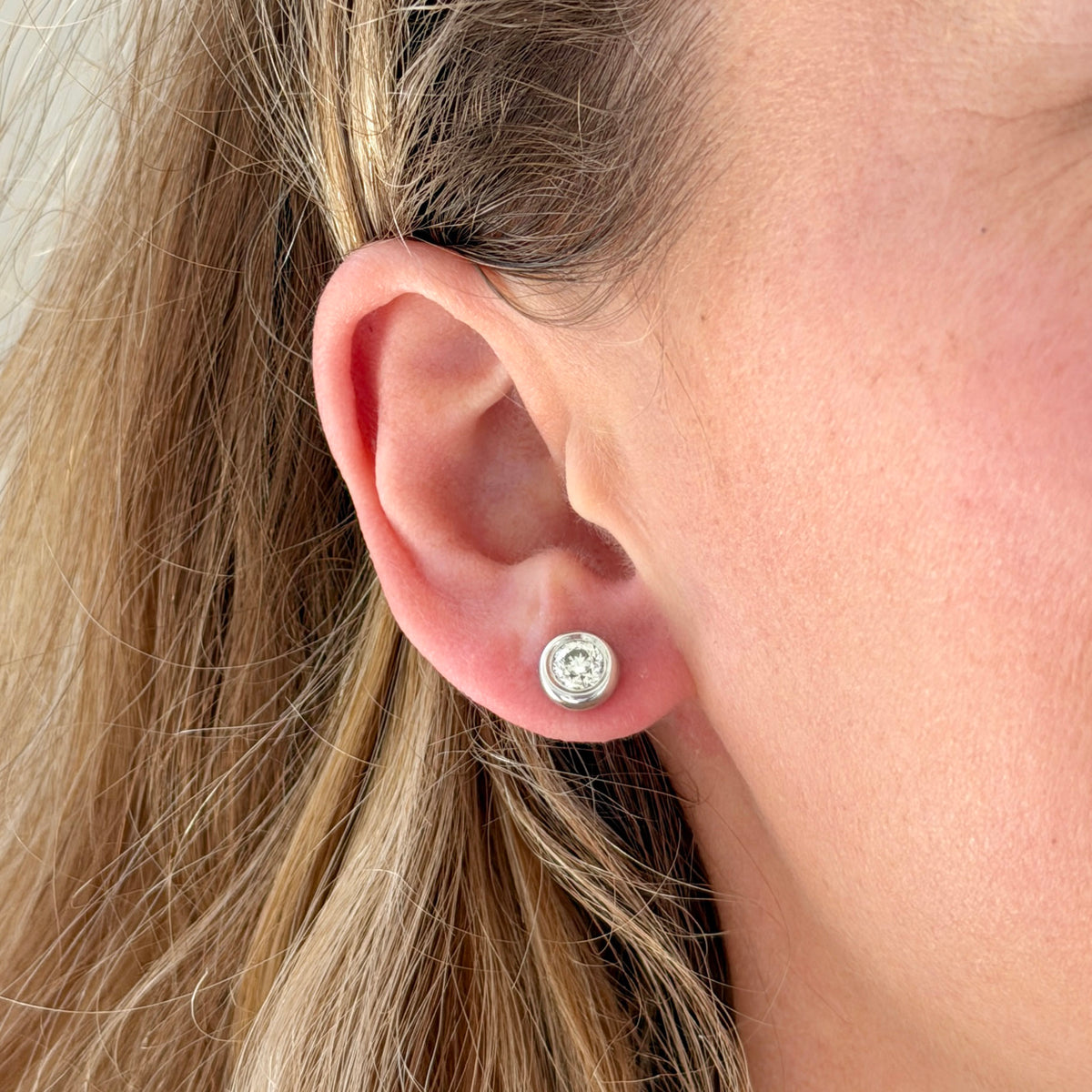 1ctw Diamond Bezel Set 14K White Gold Stud Earrings