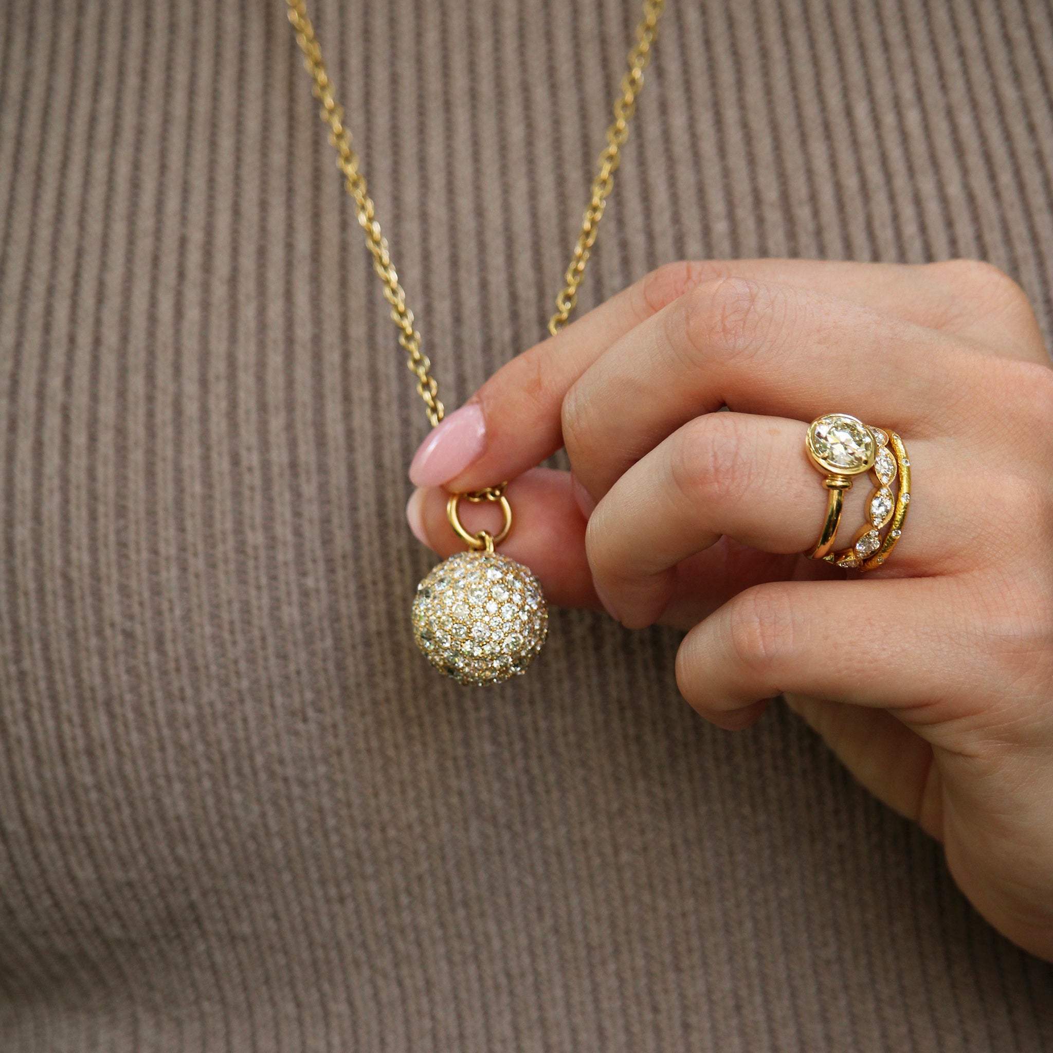 Single Stone Small Calypso Pendant, Kai Chain, Margarette Ring, Kelly Band, York Band