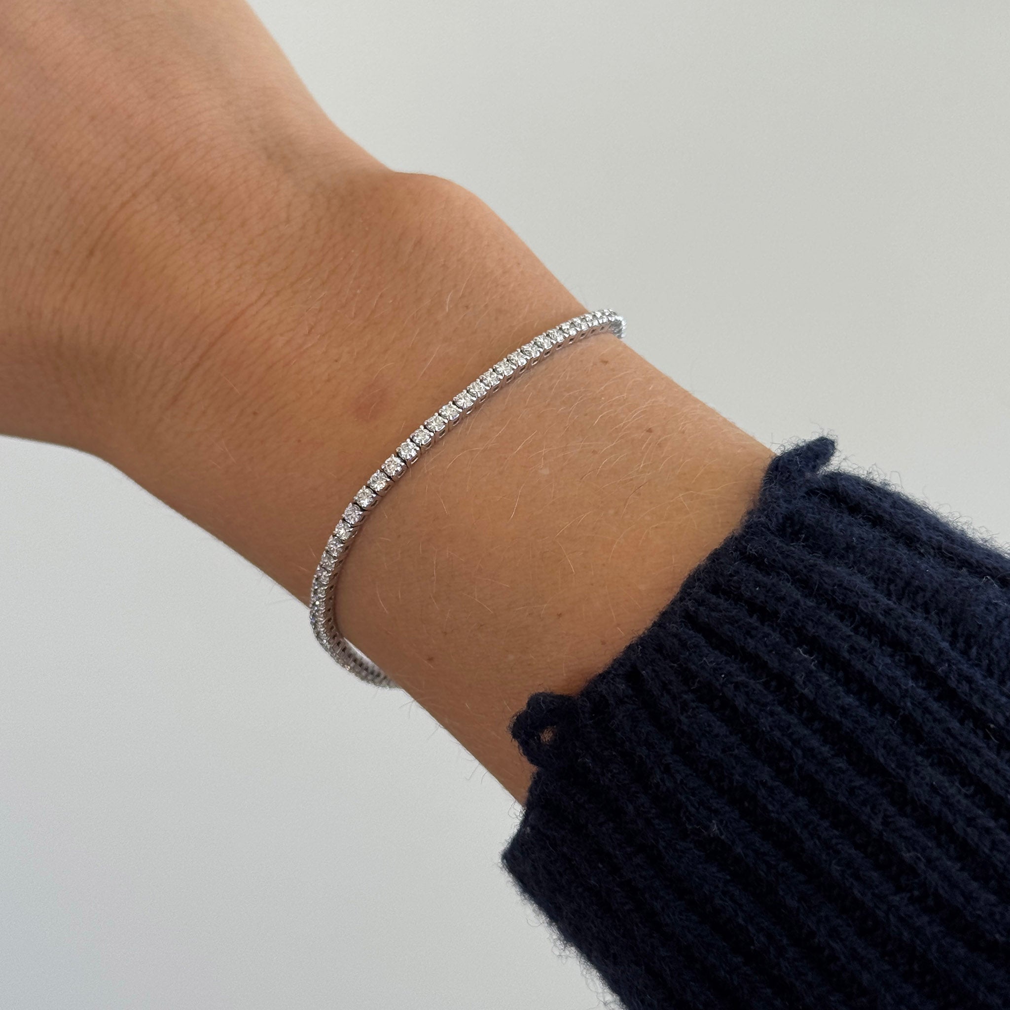 2.22ctw Diamond 18K White Gold Tennis Bracelet